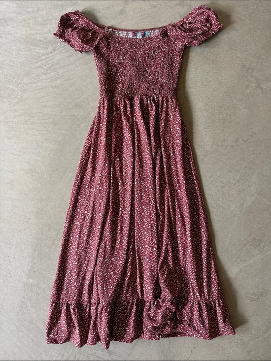 Urban Outfitters Dresses & Skirts - Urban Outfitters Tessi Smocked Puff Sleeve Midi Dress Size XS